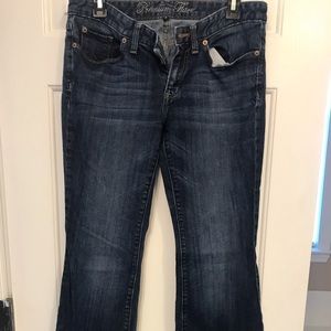 Gap slight flared jeans size 6